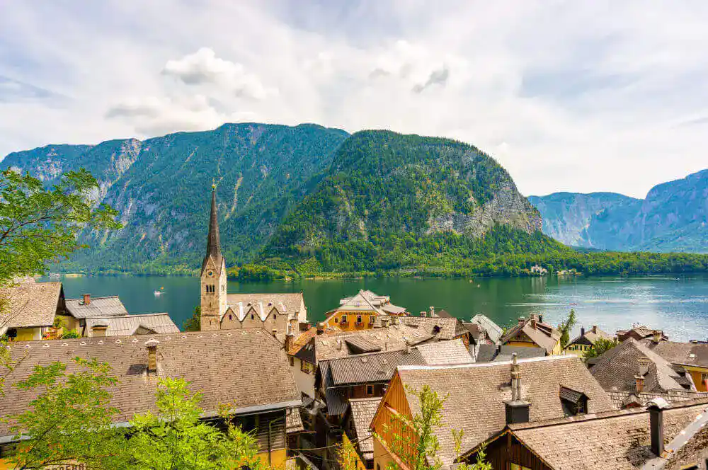 A scenic view of Hallstatt, Austria.