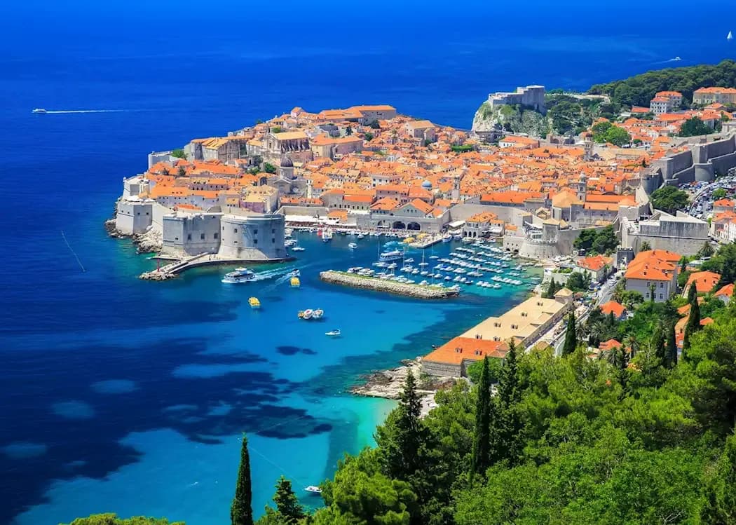 scenic Croatia where businesses simplify fiscalization and e-invoicing with DDD Invoices