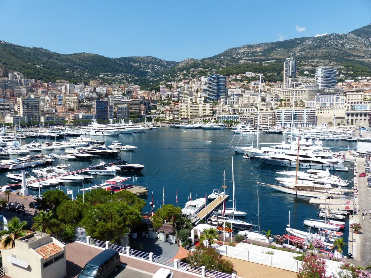 VAT compliance and fiscalization under Monégasque tax regulations supported by DDD Invoices in Monaco
