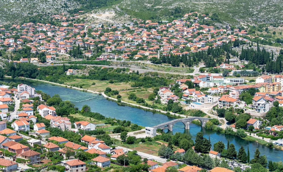 Bosnia and Herzegovina, symbolizing connectivity and digital progress, DDD Invoices supports businesses in Bosnia with compliant e-invoicing solutions.