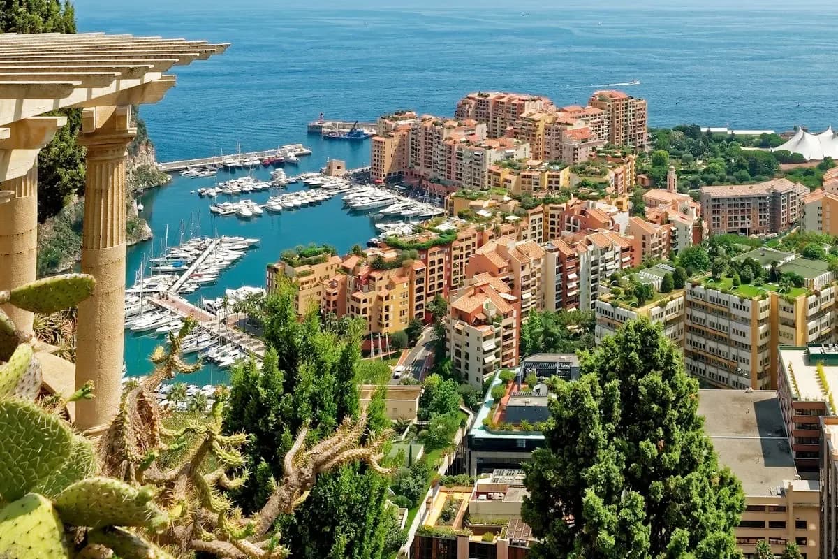 scenic view of Monaco, symbolizing modern efficiency and prosperity, much like how DDD Invoice helps businesses streamline their e-invoicing and compliance across Europe.